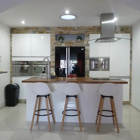 Maison L'ollivia - Terrasse - Parking Gratuit קרקסון