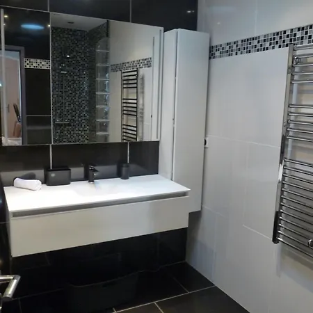 Maison L'ollivia - Terrasse - Parking Gratuit *