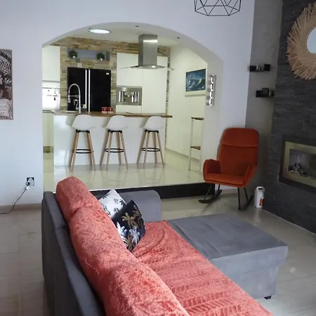 בית נופש Maison L'ollivia - Terrasse - Parking Gratuit *